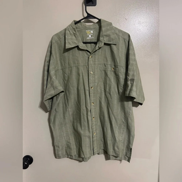 Mountain Hardware short sleeve button down shirt size large - Picture 1 of 5